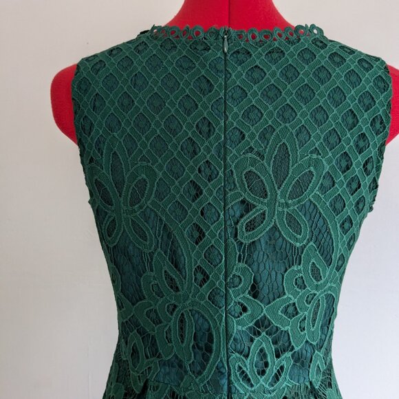 Midi Length Green Lace Dress Size Medium - Picture 7 of 10